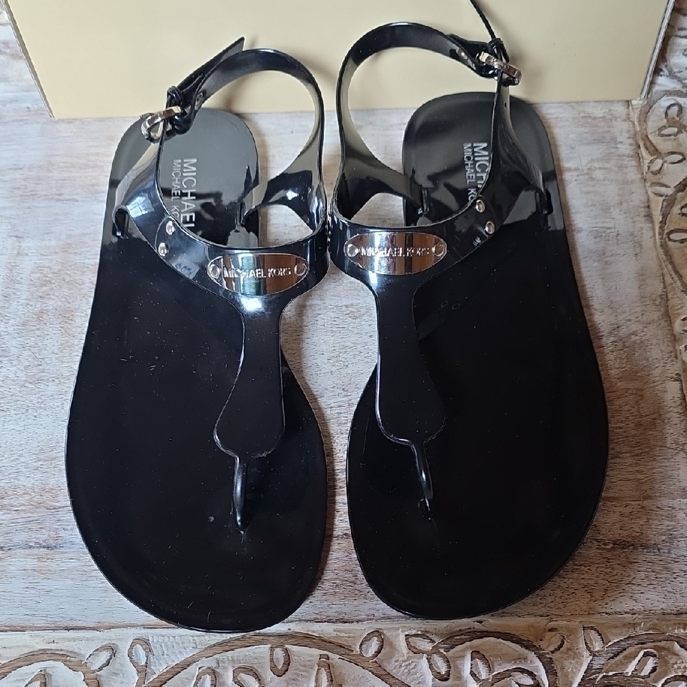 Michael Kors Black PVC Jelly Thong Sandals Size 9 Silver Logo Plate w/ Box